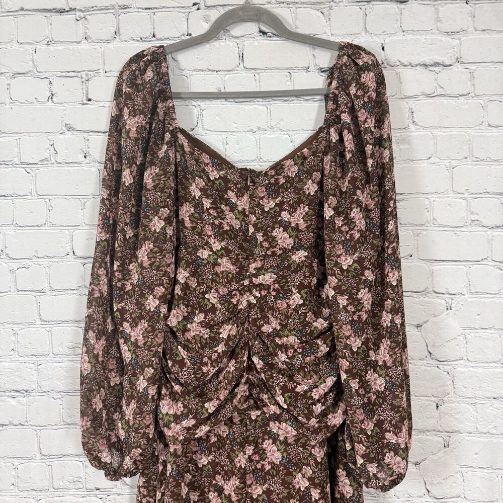 Astr Floral Midi Dress in Brown and Pink - Picture 12 of 14